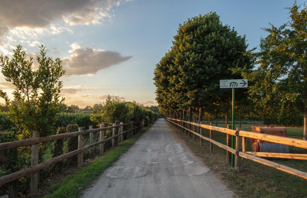 Fuori Le Mura Paestum Buitenkant foto